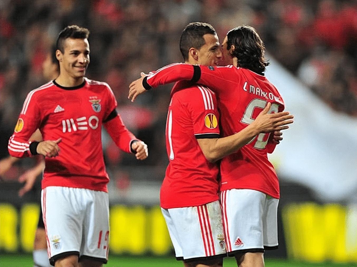 雷火电竞网址-尤文力克本菲卡，阿扎尔乌龙送礼意甲